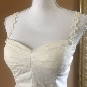 Precious cream sundress with flower straps